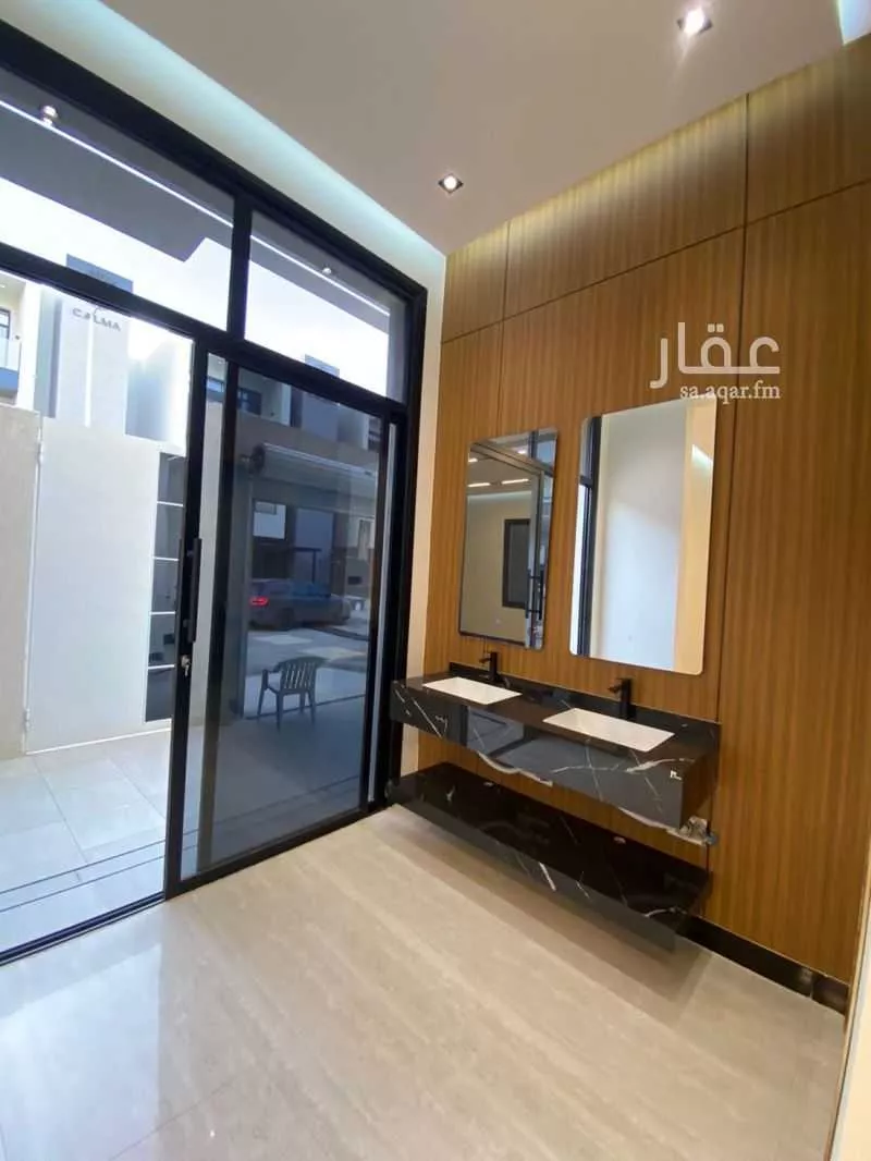 7 bedroom apartment in Al Rimal 5