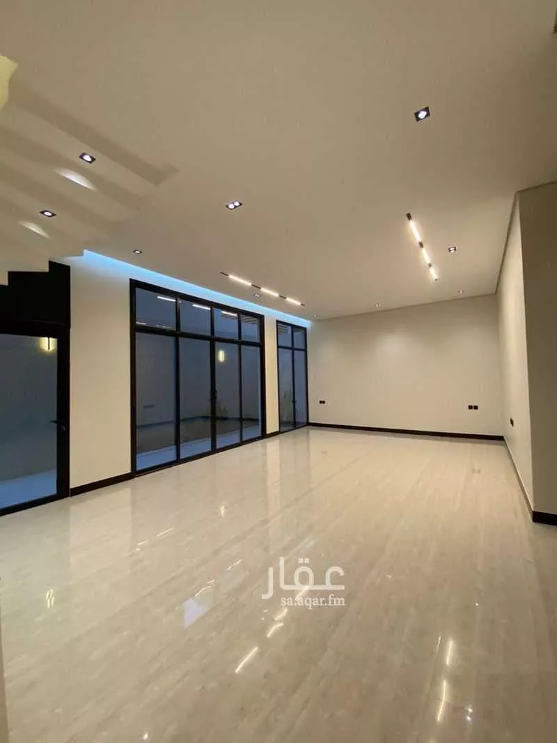 7 bedroom apartment in Al Rimal 10