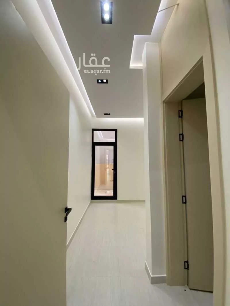 شقة 7 غرف في الرمال 16