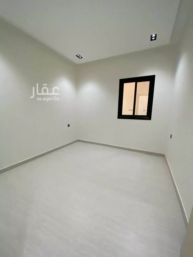شقة 7 غرف في الرمال 3