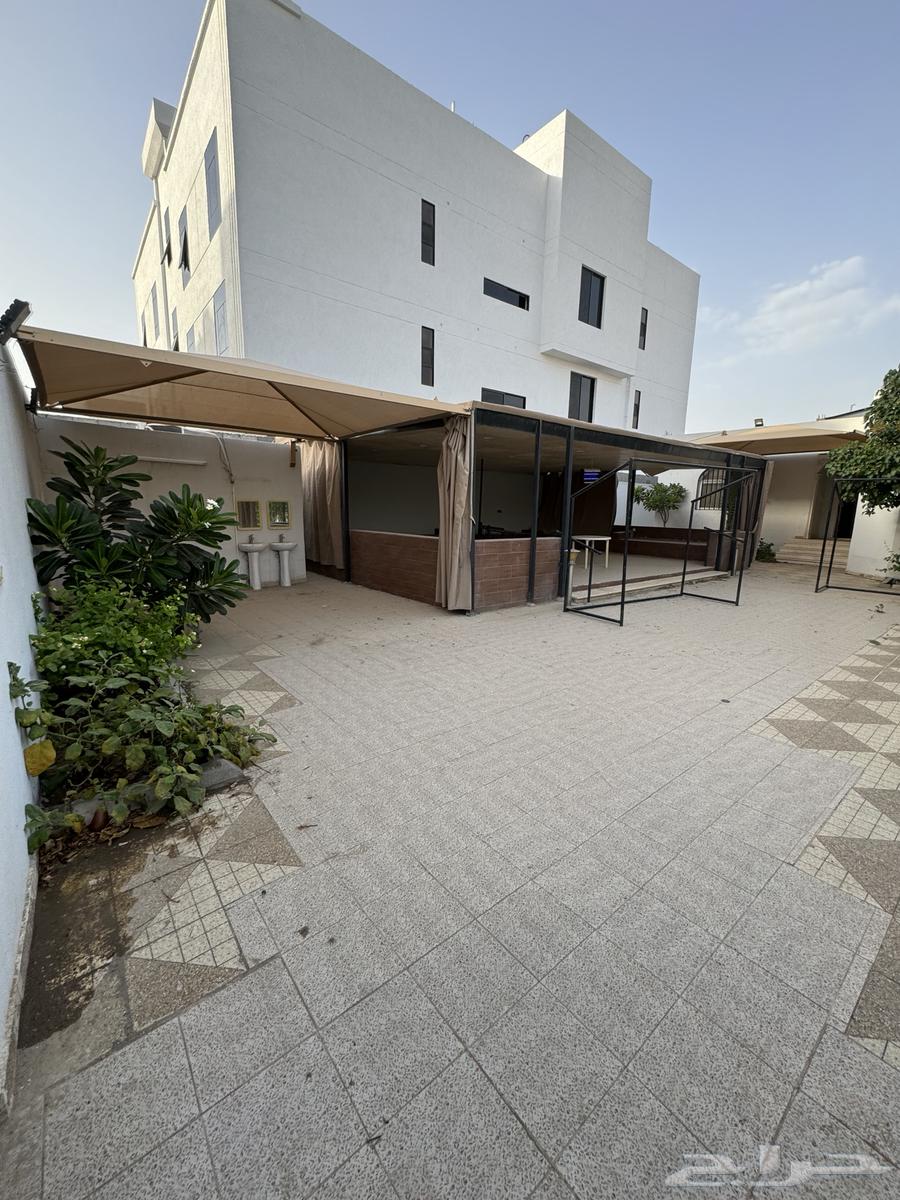 5 bedroom apartment in Al Ranuna 13