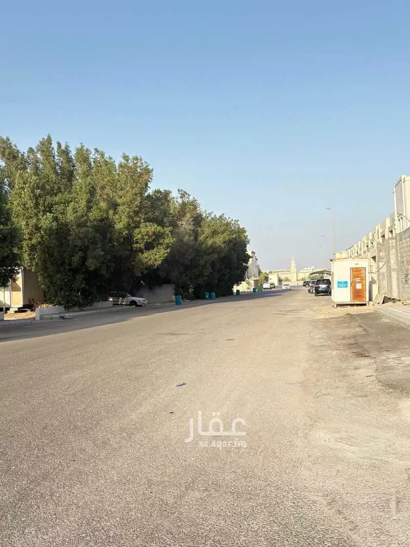 5 bedroom villa in At Tahliyah 2