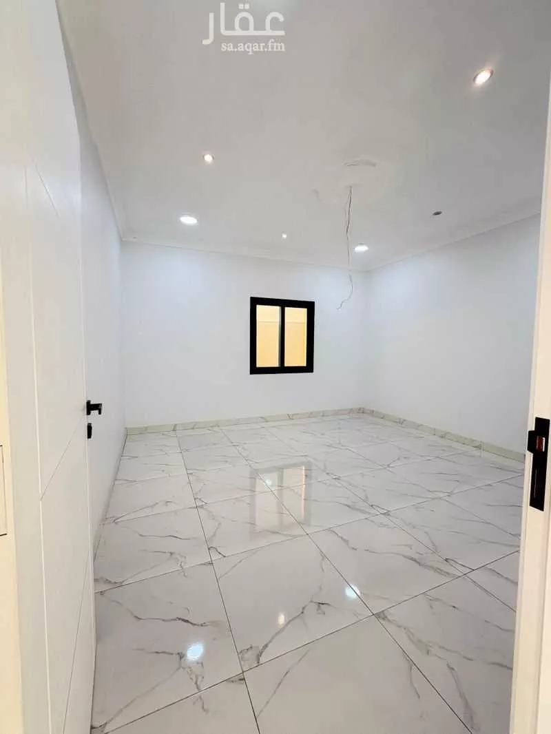 5 bedroom villa in At Tahliyah 27