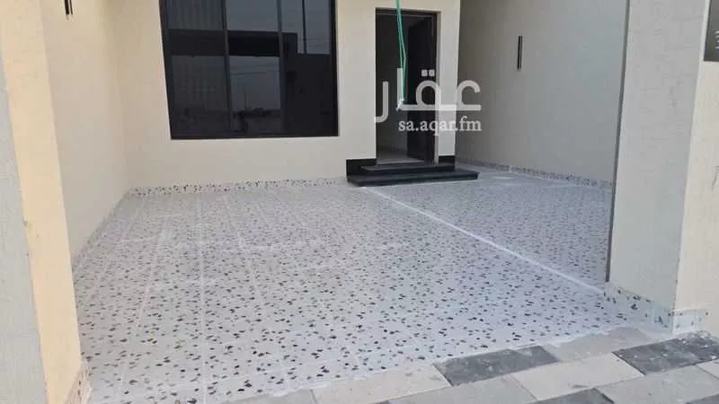 4 bedroom villa in Al Buhairah 2