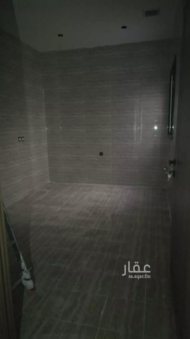 4 bedroom villa in Al Buhairah 7