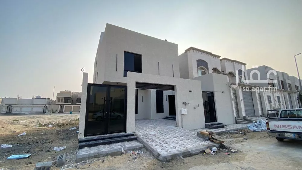 7 bedroom villa in Al Aqiq 2