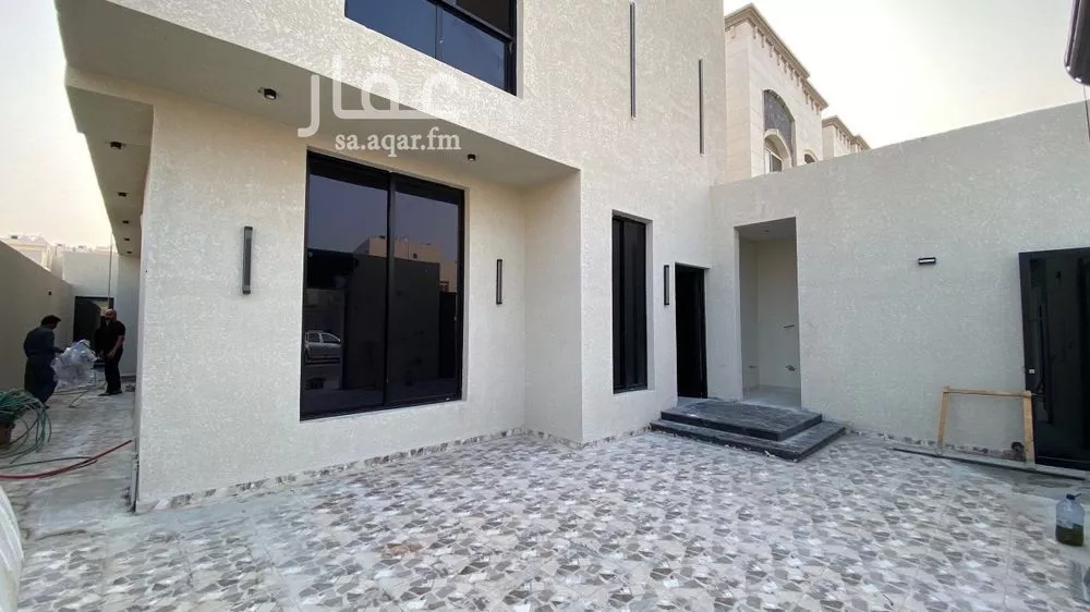 7 bedroom villa in Al Aqiq 3