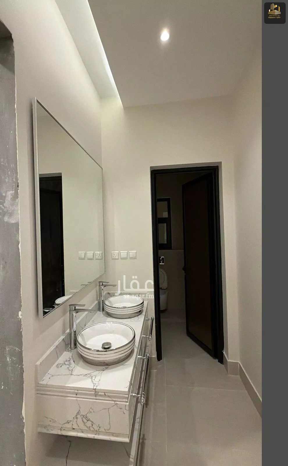6 bedroom villa in As Sawari 7