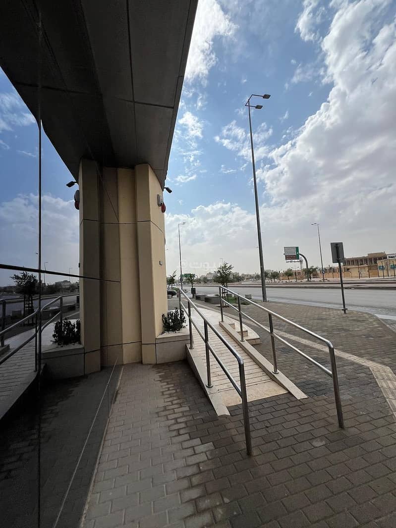 shop in Al Malaz, Riyadh 6