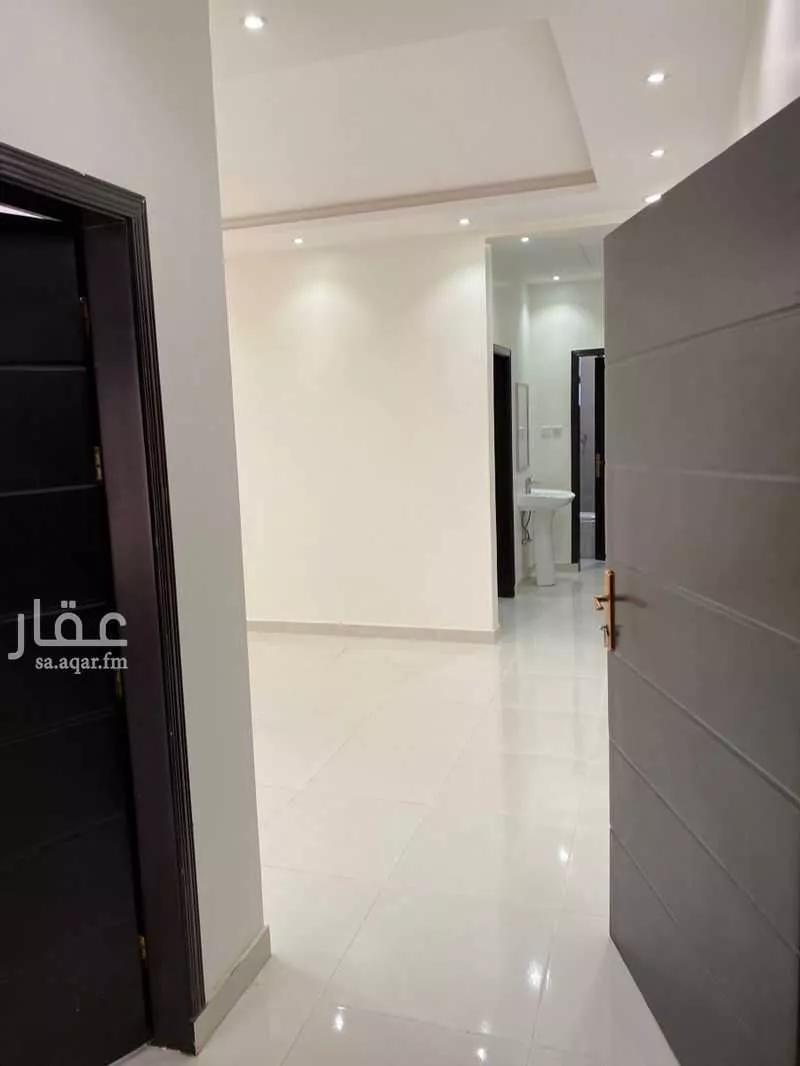 شقة 3 غرف في الرمال 2