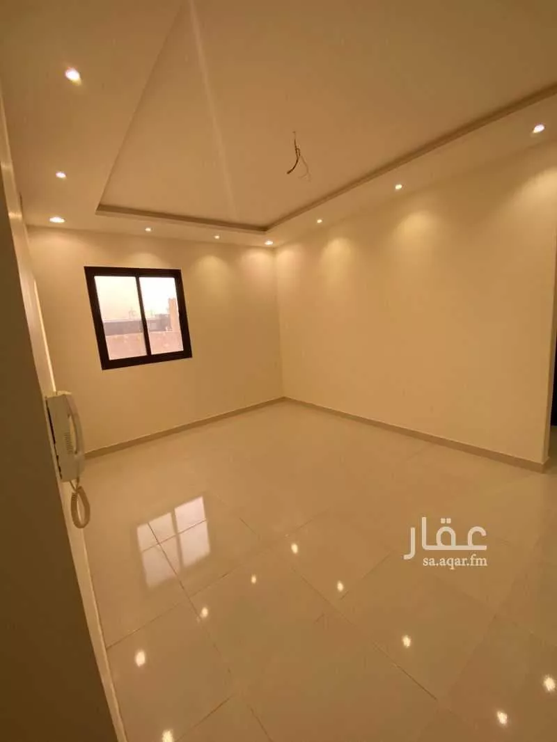 شقة 3 غرف في الرمال 5