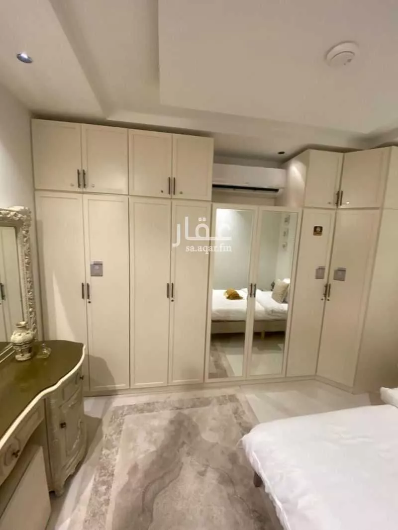 3 bedroom floor in Al Sahafah 7