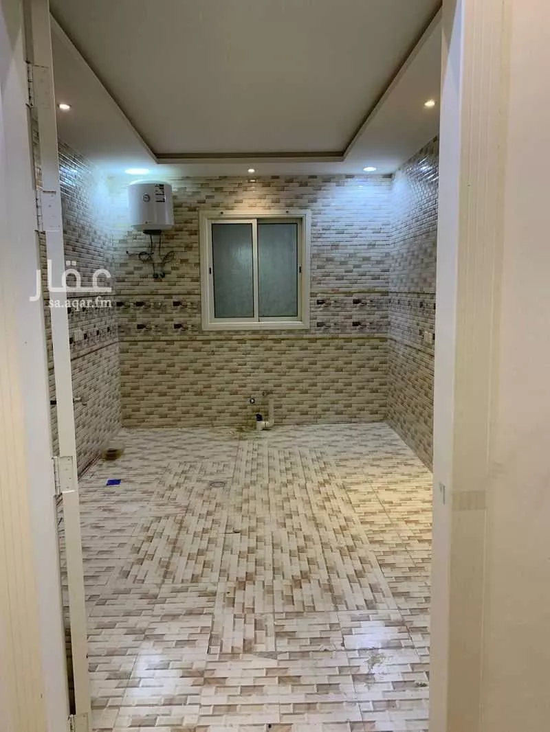 4 bedroom floor in Al Munsiyah 4
