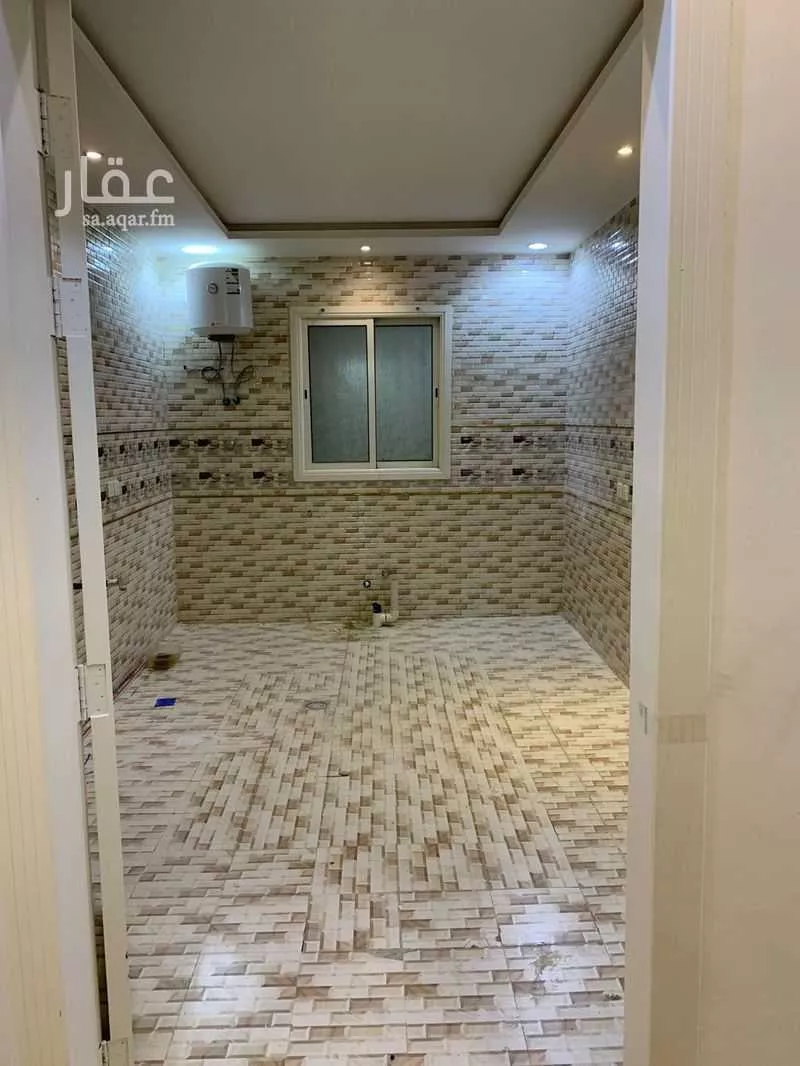 4 bedroom floor in Al Munsiyah 5