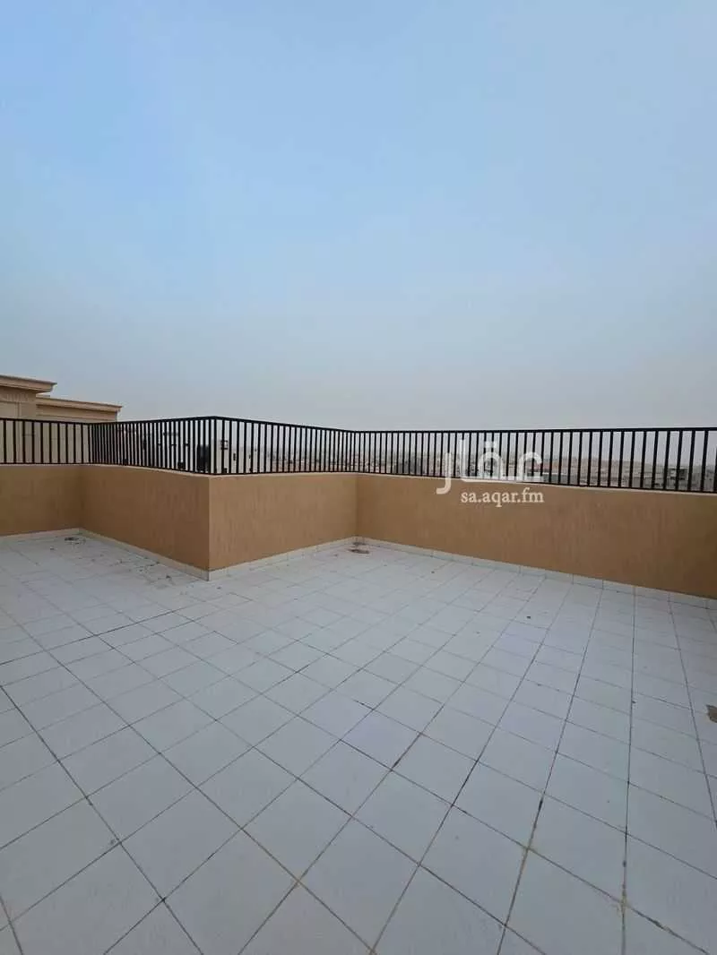 6 bedroom apartment in Ash Sharq 18