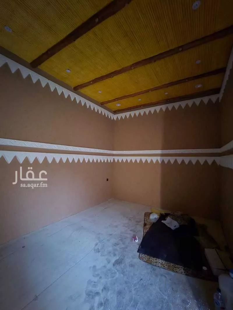 6 bedroom apartment in Ash Sharq 4