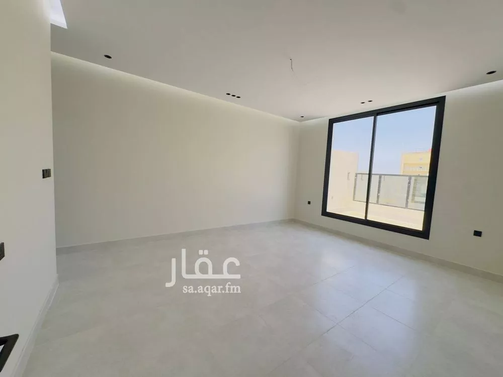 4 bedroom apartment in Al Rawdah 11