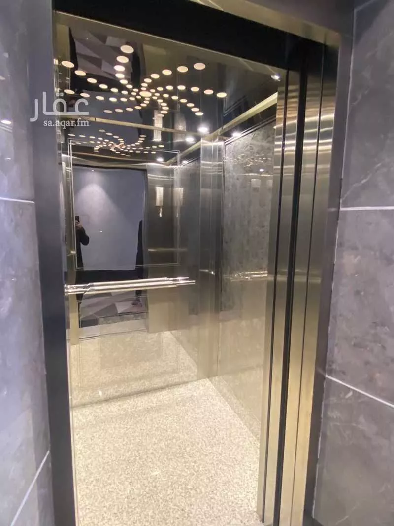 4 bedroom apartment in Al Aziziyah 2
