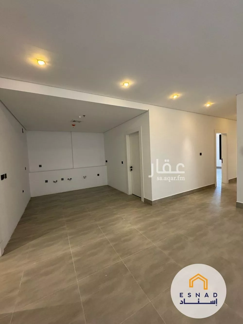 3 bedroom apartment in Al Bahr 5
