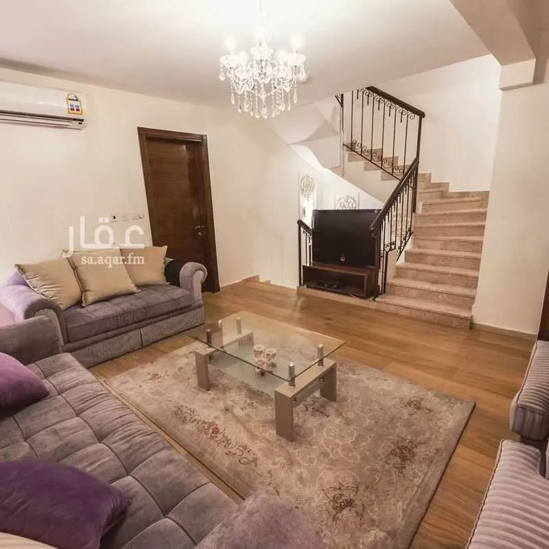 4 bedroom villa in Al Murjan 13