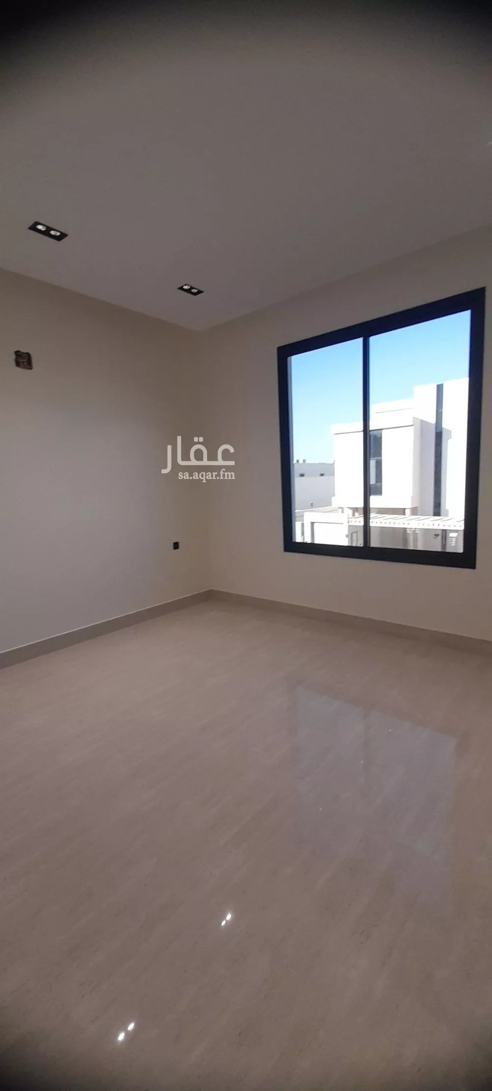 5 bedroom floor in Tuwaiq 6