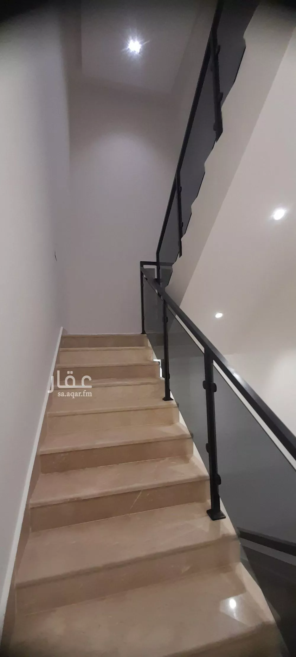 5 bedroom floor in Tuwaiq 10