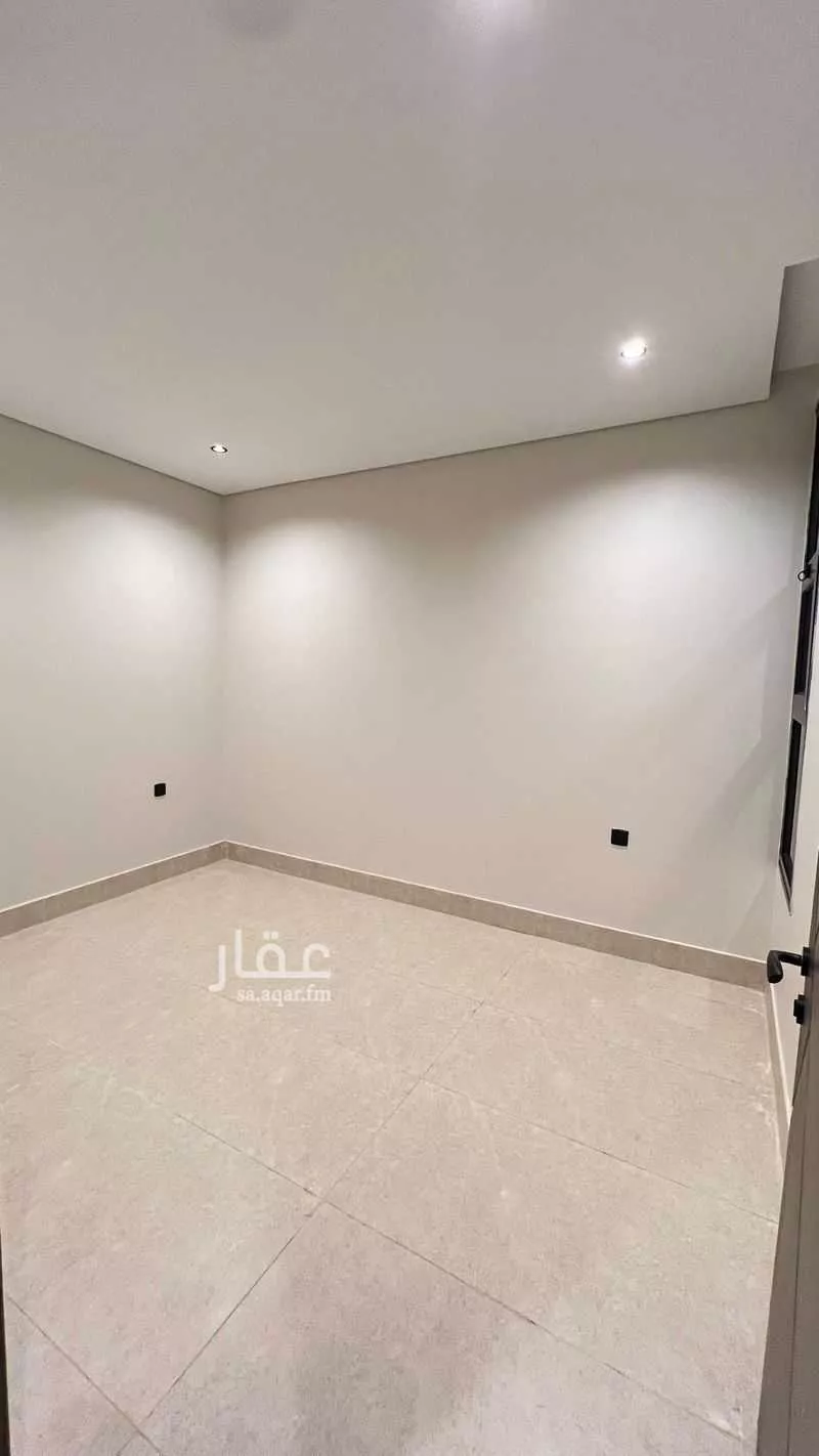 6 bedroom apartment in Al Hamra 3