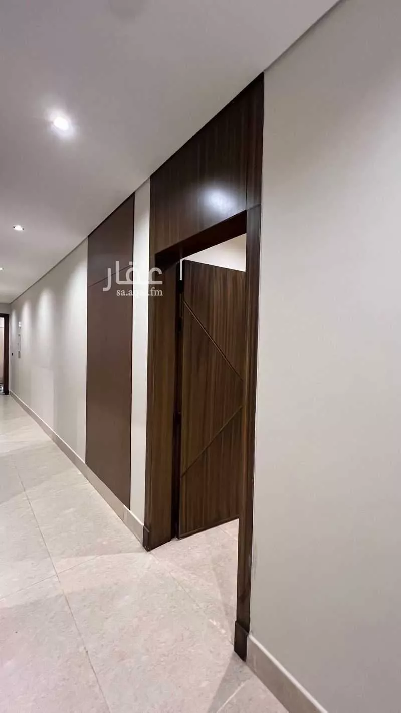 6 bedroom apartment in Al Hamra 5