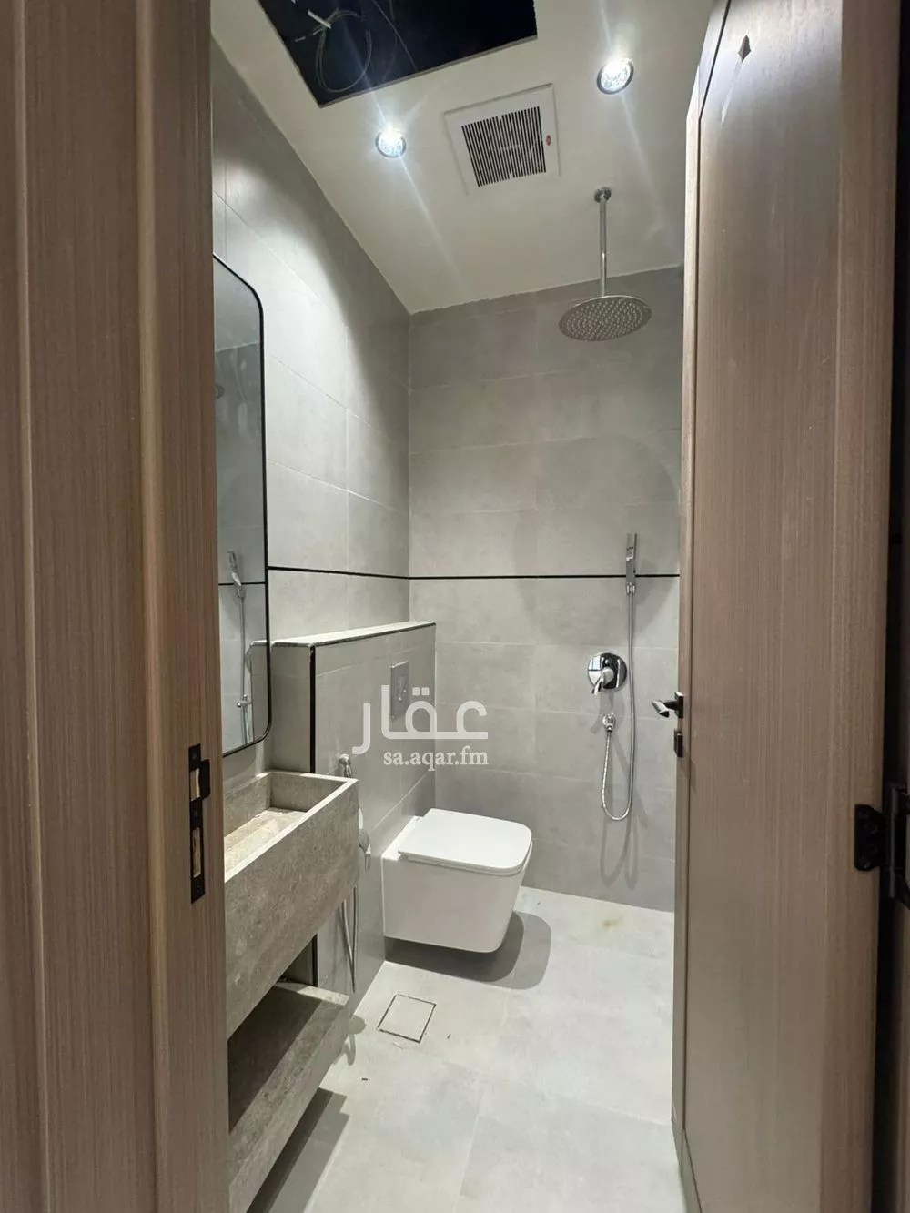 3 bedroom floor in Al Maizilah 6