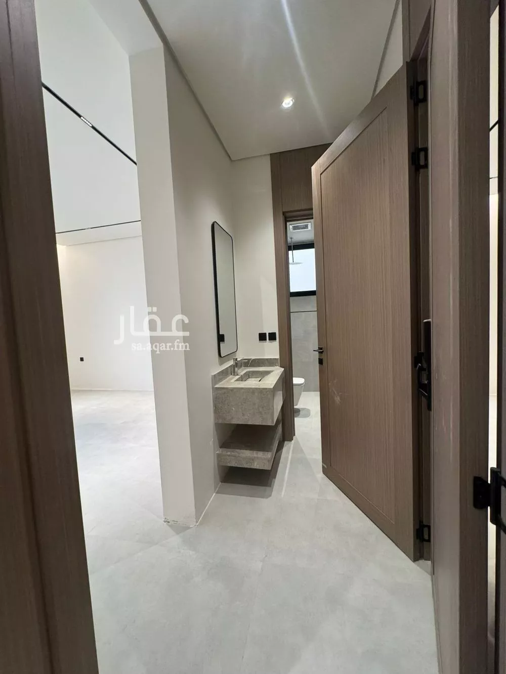 3 bedroom floor in Al Maizilah 8