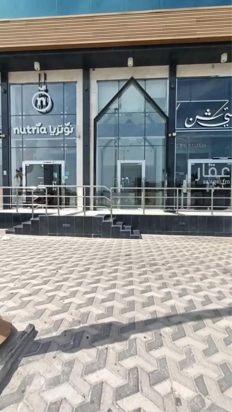 405 sqm shop in Al Hizam Al Akhdar 3