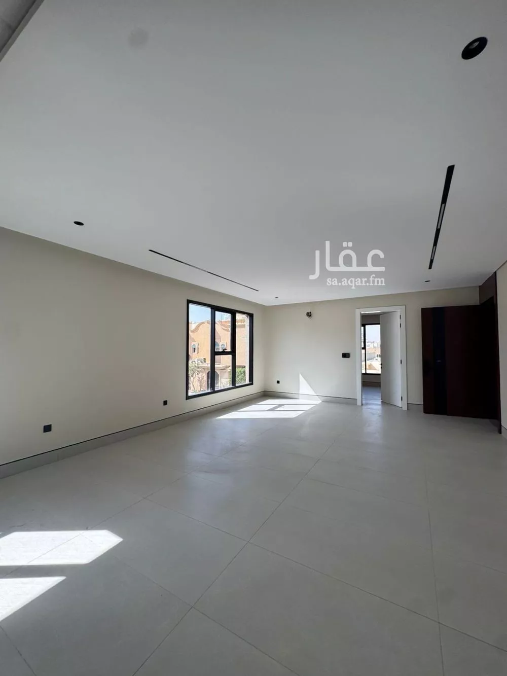 4 bedroom floor in King Fahd 9