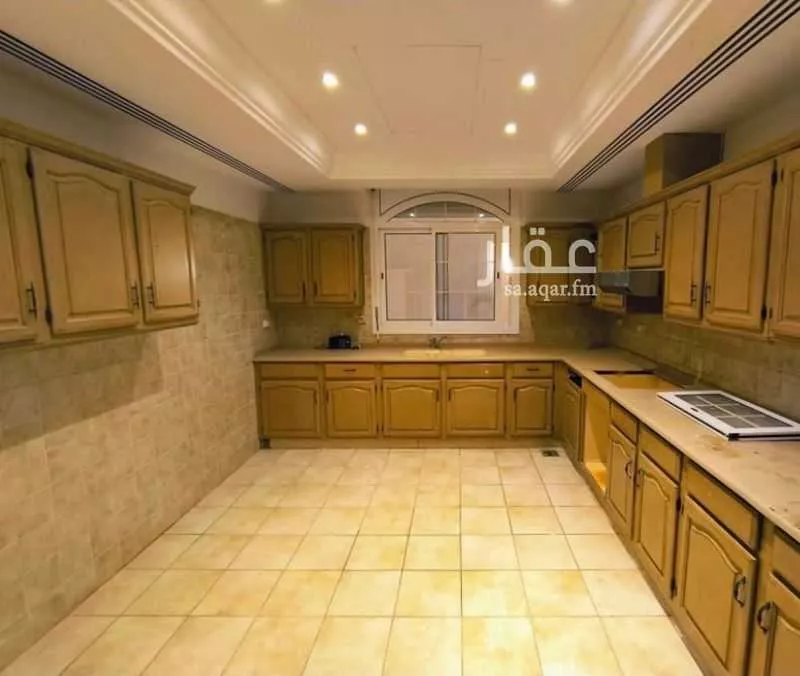 6 bedroom villa in Al Murjan 13