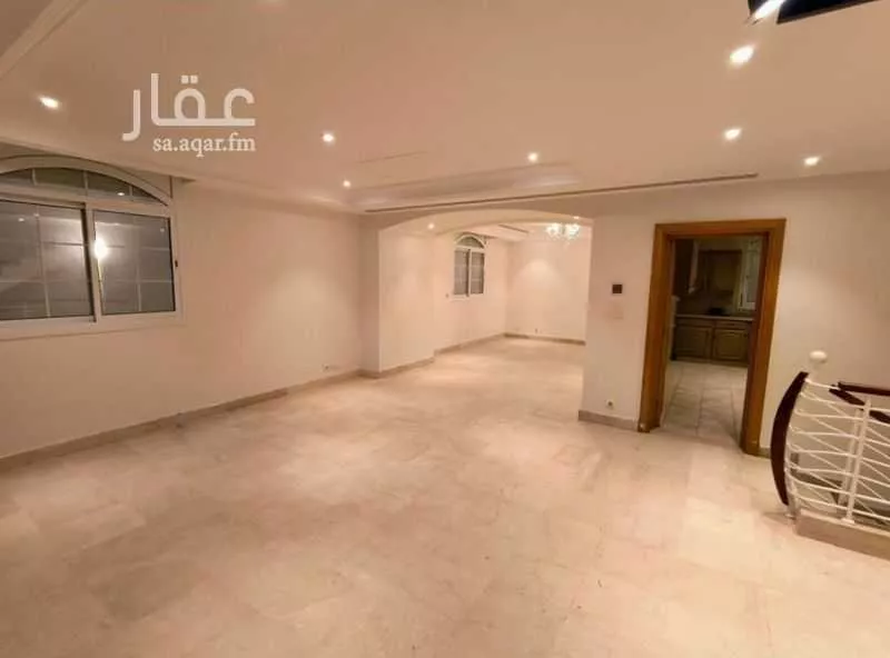 6 bedroom villa in Al Murjan 15