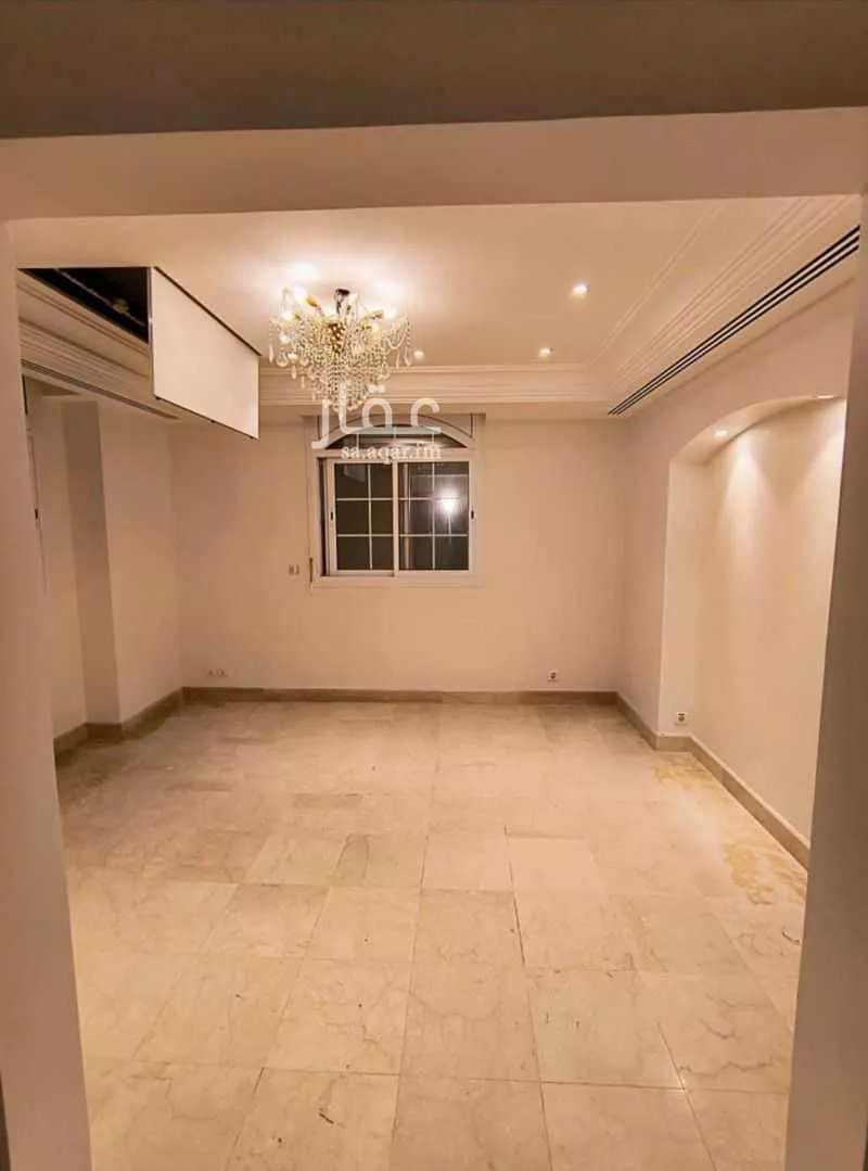 6 bedroom villa in Al Murjan 7
