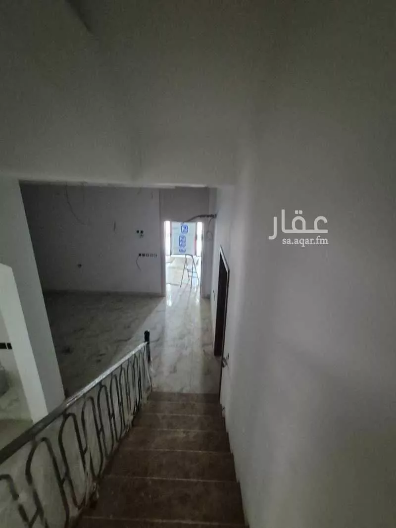 فيلا 6 غرف في الصالحية 21