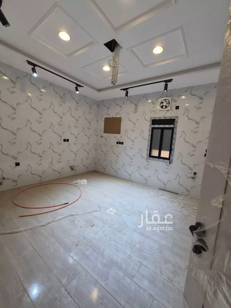 فيلا 6 غرف في الصالحية 9
