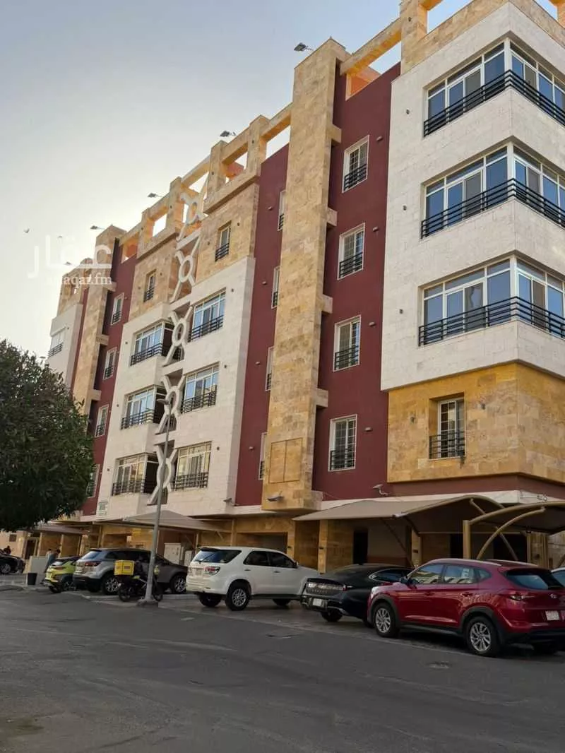 6 bedroom apartment in Al Salamah 2
