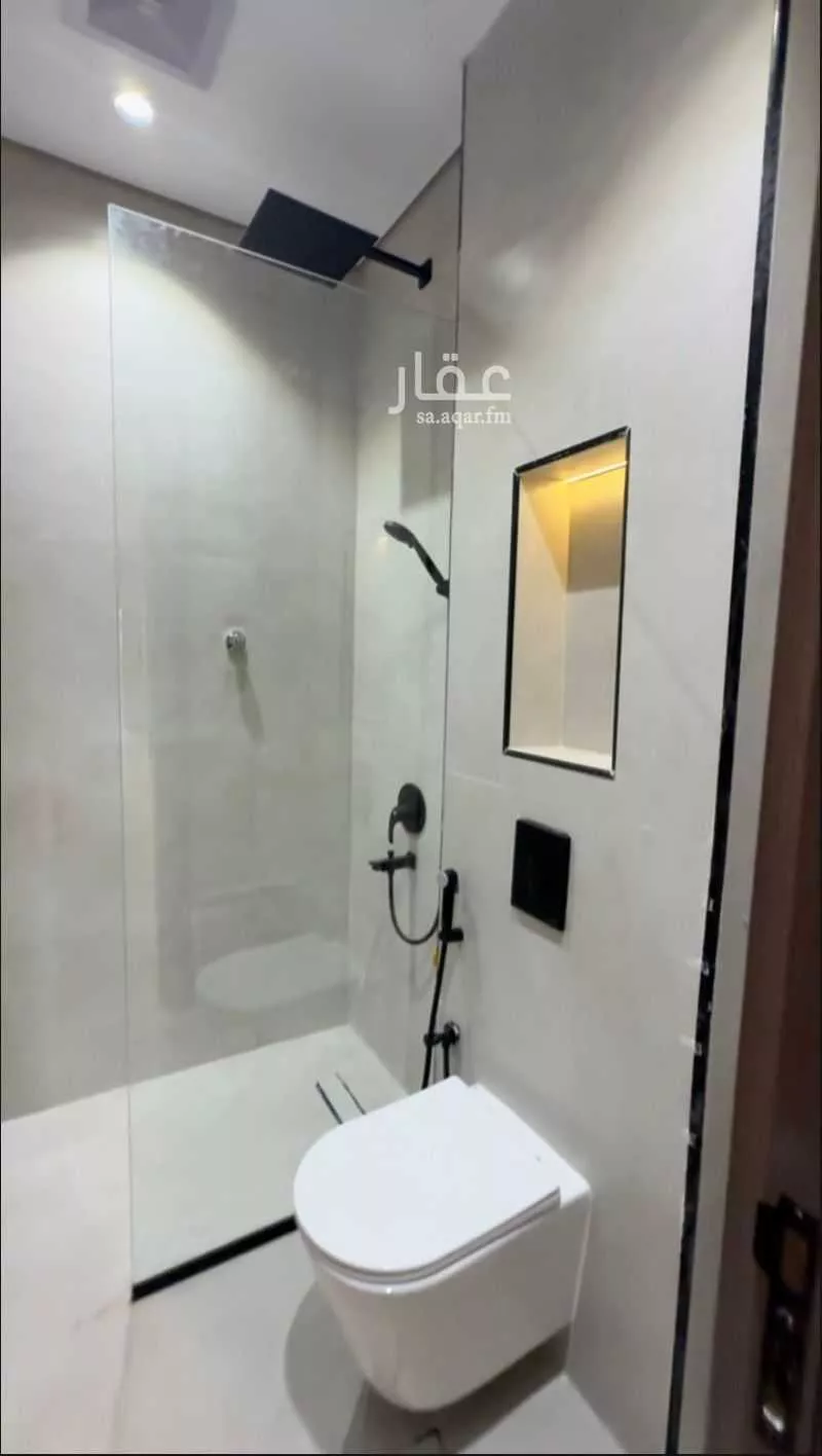 دور 6 غرف في نبلاء 5