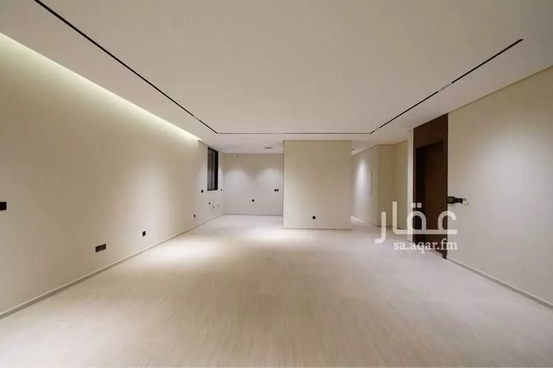 3 bedroom floor in Al Maseef 6