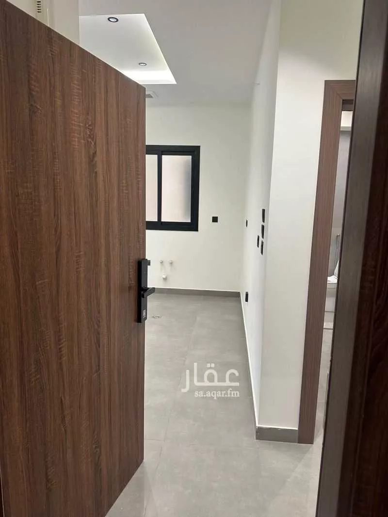 شقة 4 غرف في الروضة 3