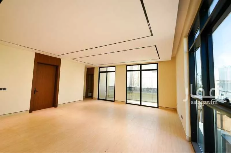 3 bedroom floor in Al Wurud 9