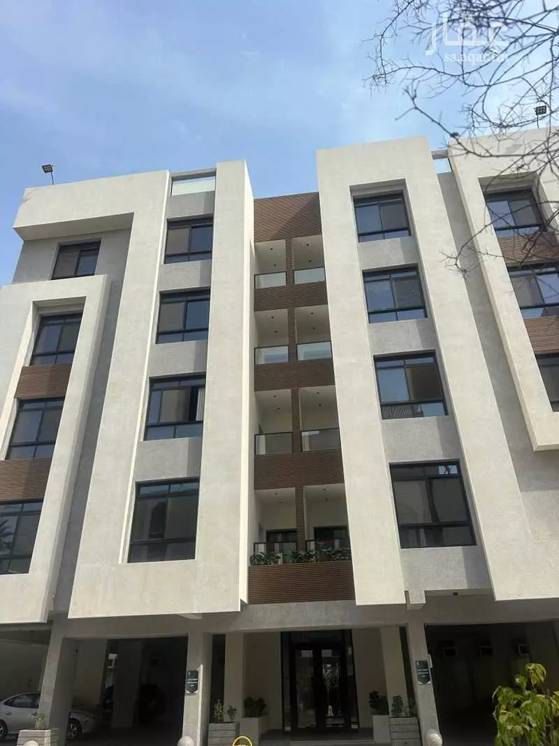 5 bedroom apartment in Al Rawdah 3