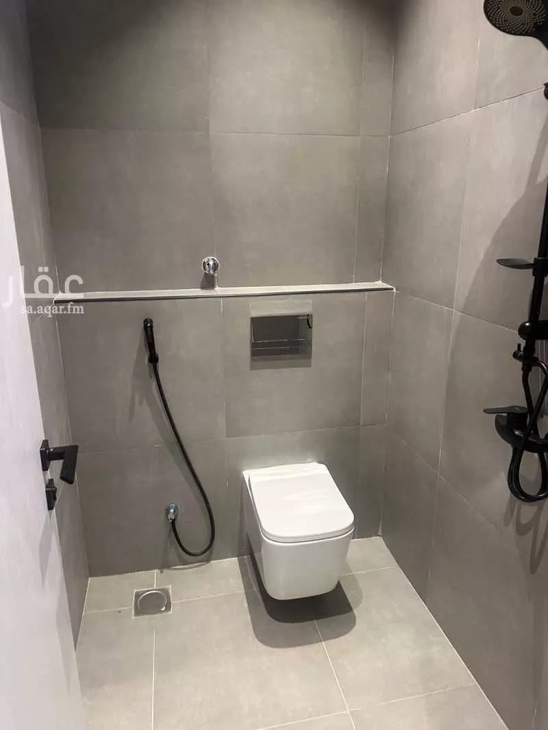 5 bedroom apartment in Al Rawdah 6
