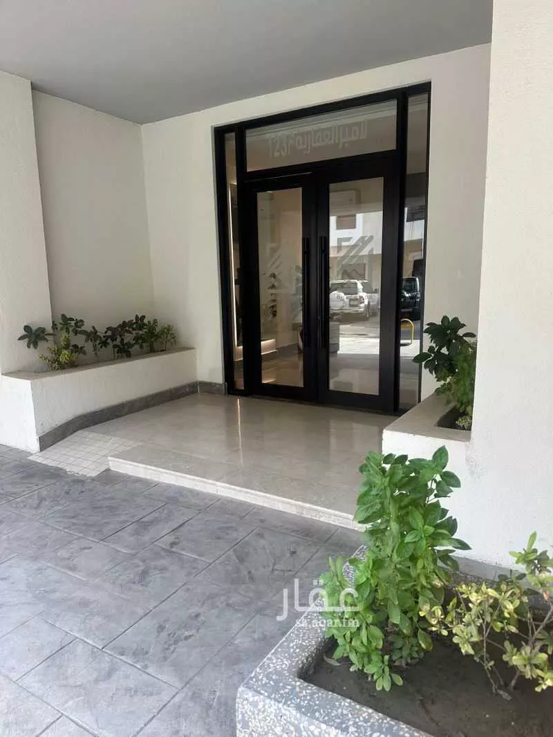 5 bedroom apartment in Al Rawdah 7