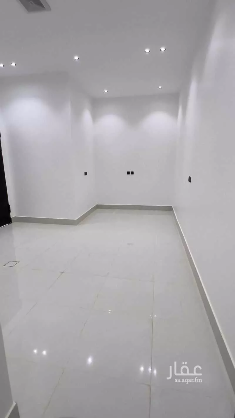 3 bedroom floor in Al Rimal 2