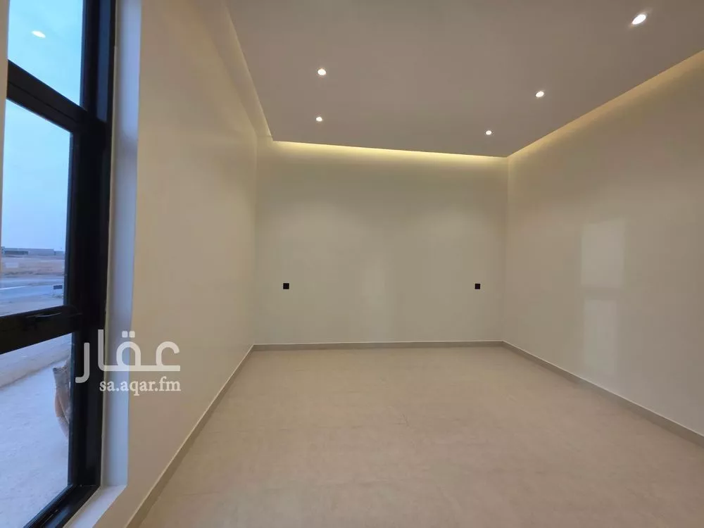 7 bedroom floor in Uhud 11