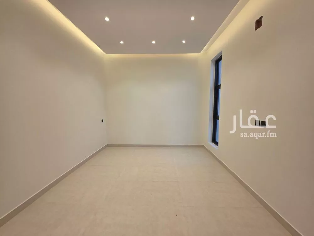 7 bedroom floor in Uhud 13