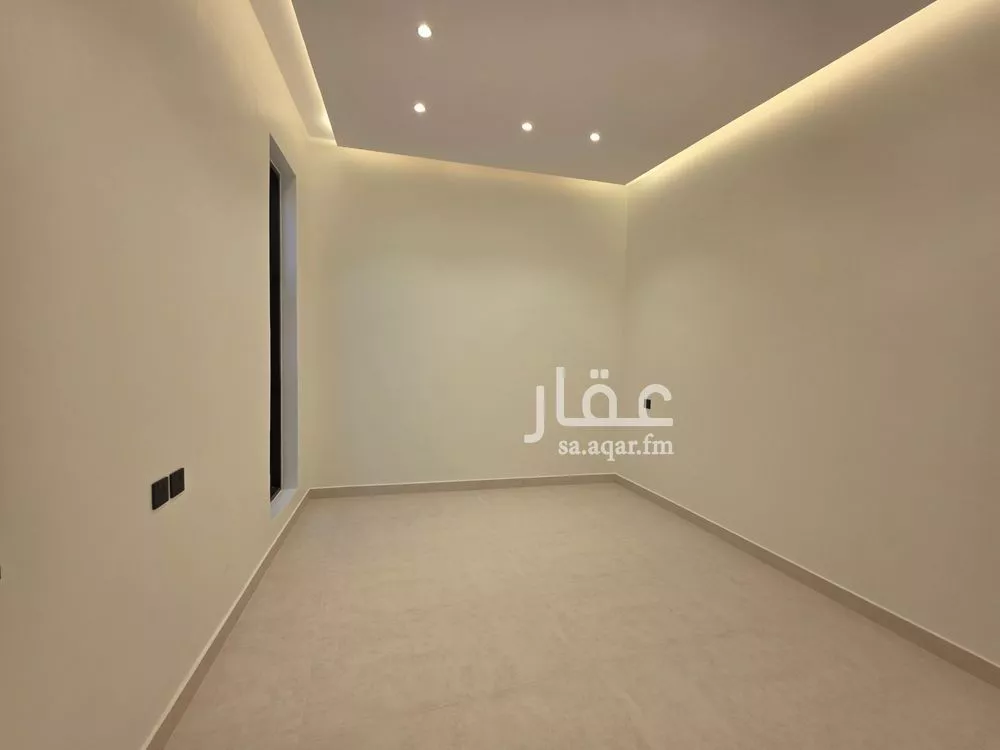 7 bedroom floor in Uhud 16