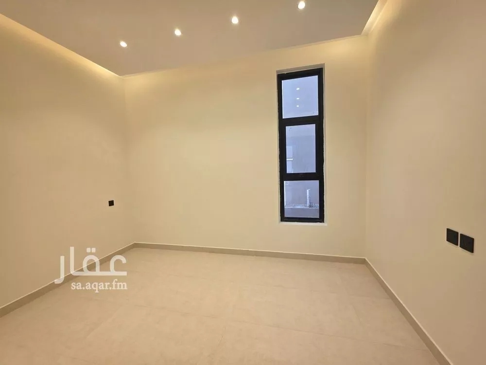 7 bedroom floor in Uhud 9